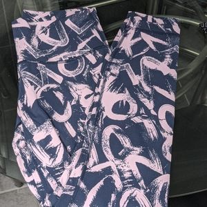 Lululemon Wunder Under High Rise 28" tight, sz8